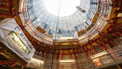 We supported the construction of the secondary lining with: SCS Climbing System, RCS MAX Rail Climbing System, VARIO GT 24 Girder Wall Formwork, PERI UP Flex Stair 100/125.<br/>