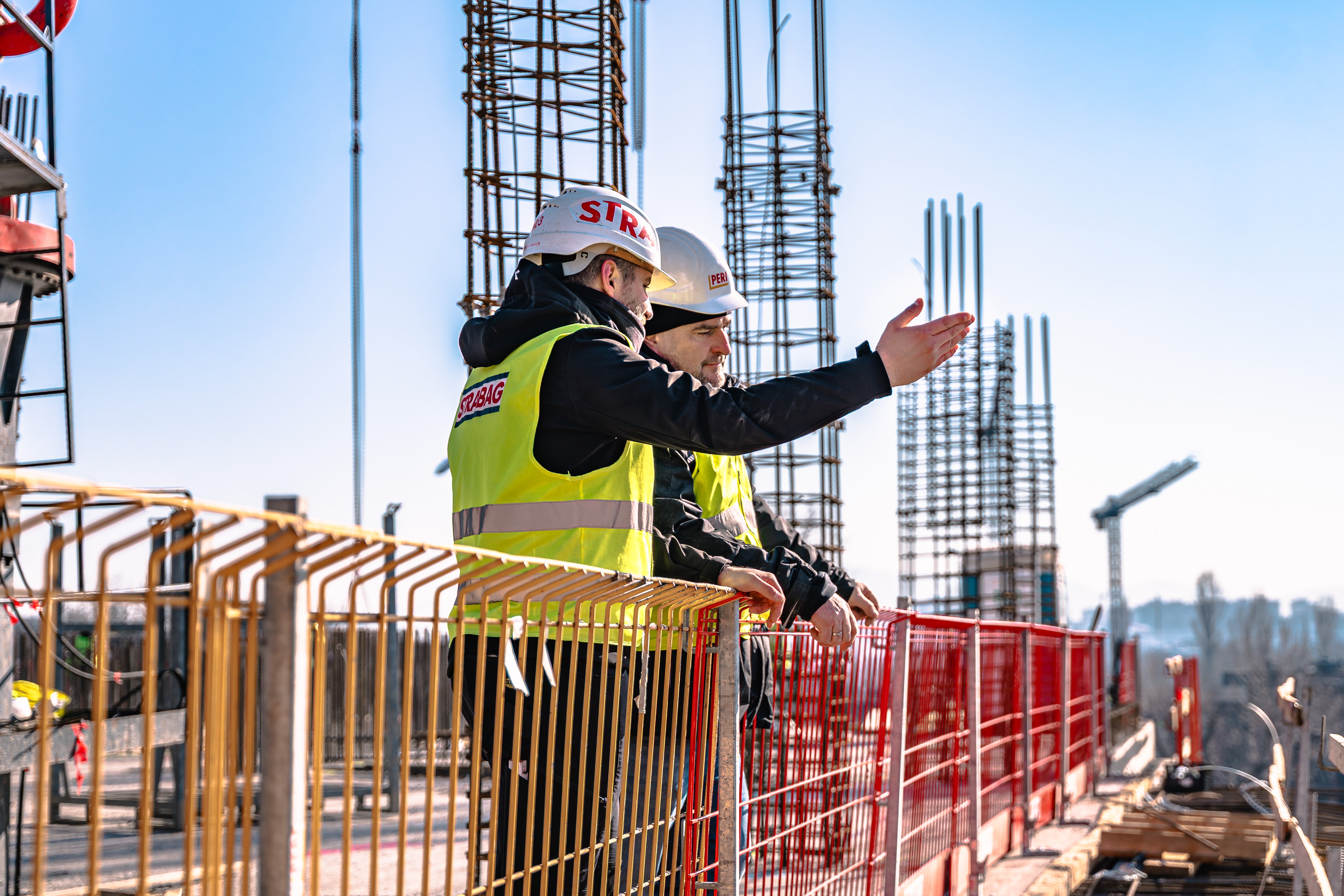 Супервайзингът и добрата координацията между екипите на изпълнителя и PERI по време на строителството е ключова за проекта