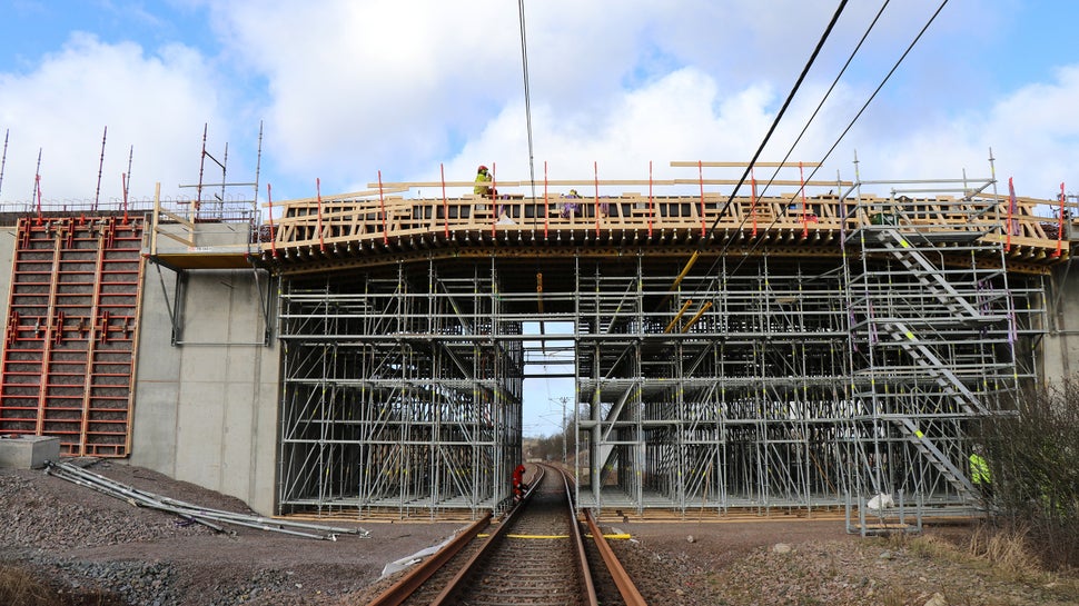 PERI UP Flex används vid brokonstruktion