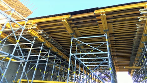 Кофриране плоча, Съоръжение от АМ „Струма“ Лот 3.1 