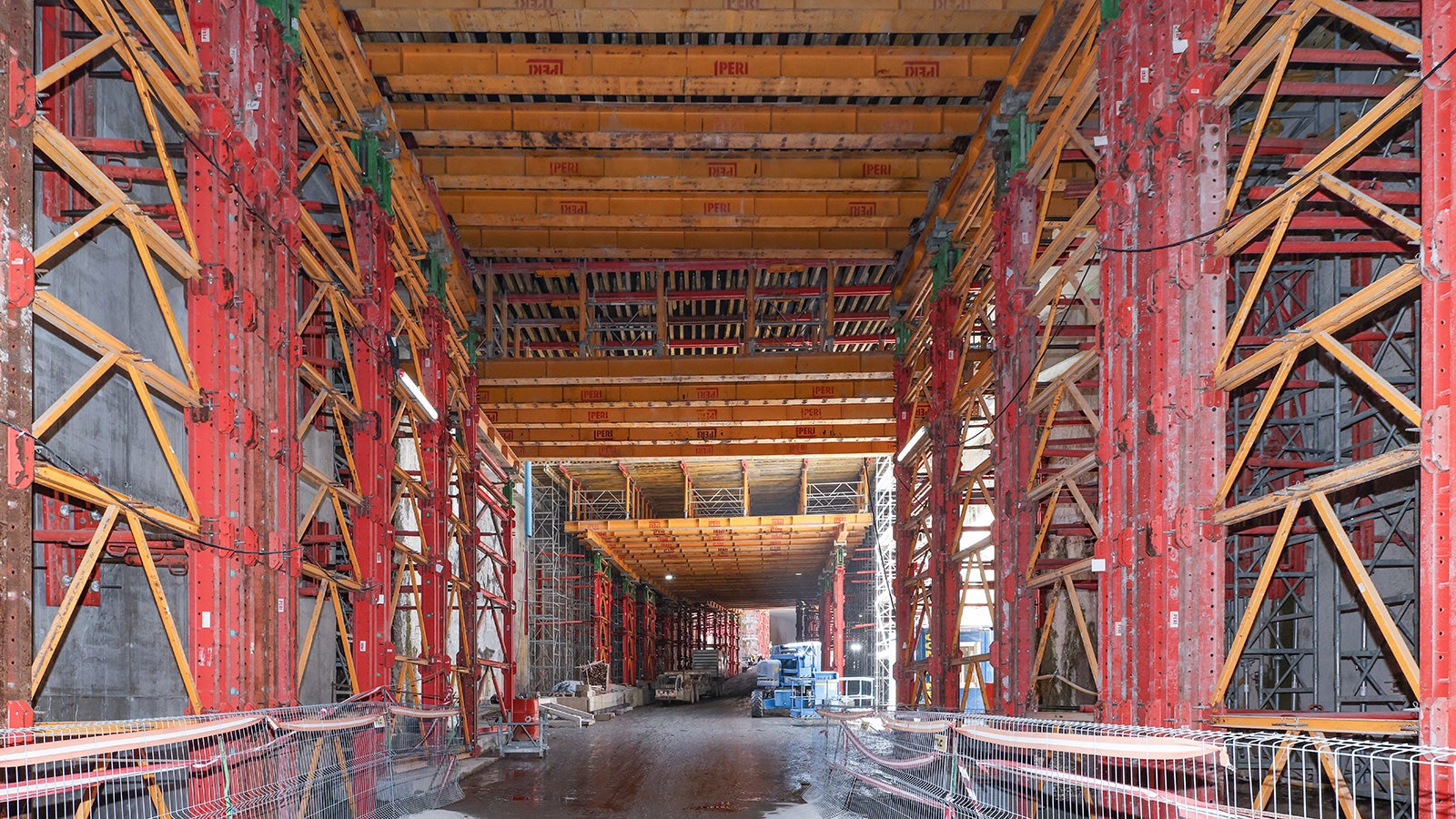 Budowa tunelu pod Świną