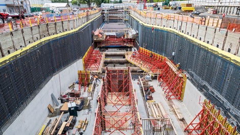 PERI TRIO, VARIO GT 24, SB Brace Frame, MULTIFLEX, MULTIPROP and PERI UP formwork and scaffold systems supplemented the comprehensive project solution.