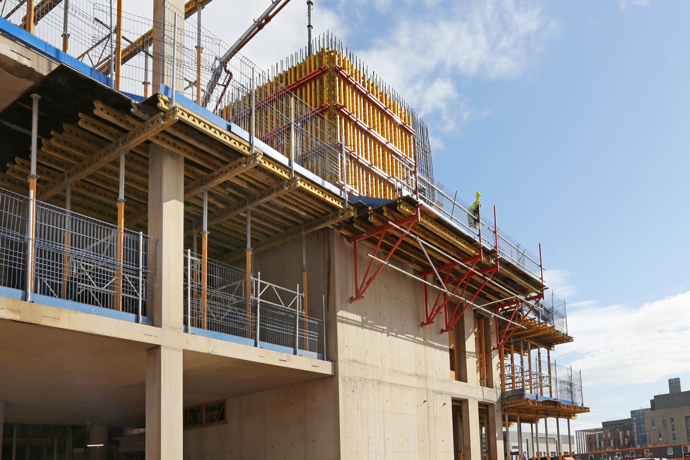 Sobib iga põhiplaaniga tänu vabalt valitavale talade paiknemisele - talasid saab paigutada nurga alla ning ka ülekattesse.