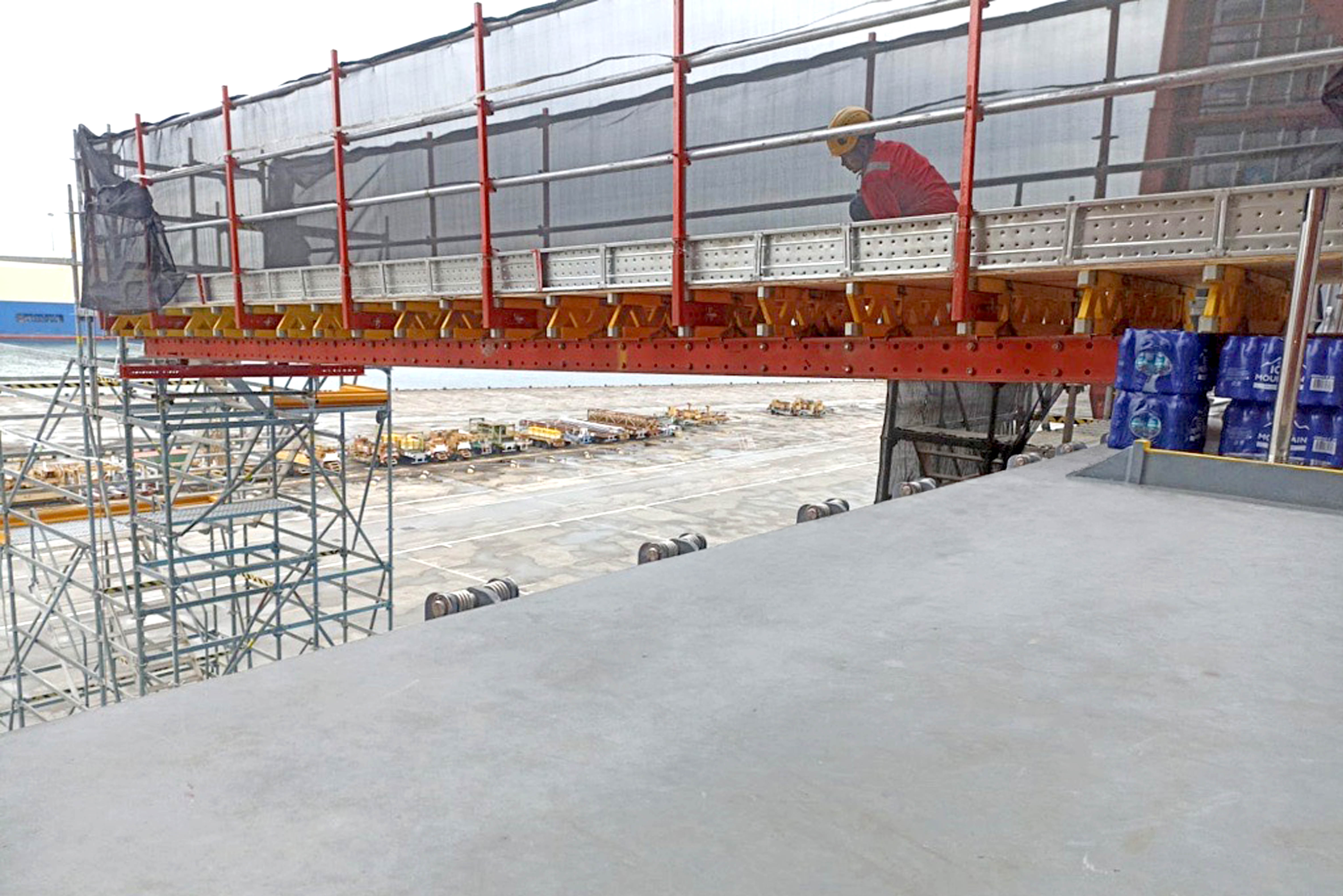 Gangway Challenge: Vessel is not at a fixed position due waves and tides (distance and height). Solution: Pivots and rollers were utilized to allow swiveling, compensating for distance and height movements.