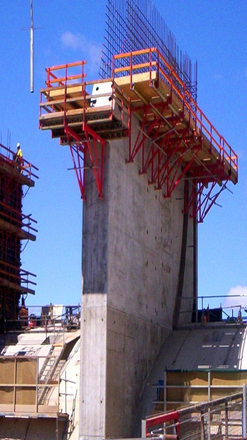 Ross Dam pier pour 2 CB platform.