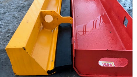 Endeskot form med gummilæbe der sikre tæthed mellem armering og form.