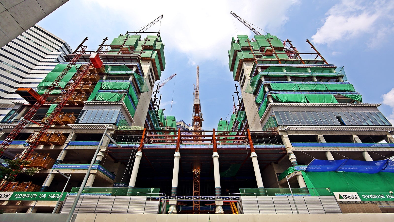 용산 아모레퍼시픽 신사옥, 용산구 서울시