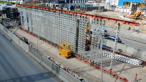 HD 200 opstilling i midterrabatten. 