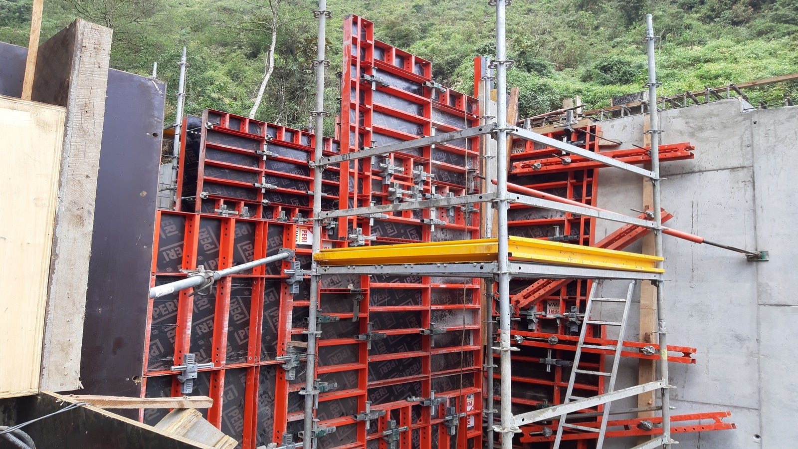 Bocatoma - Quebrada Tupuri y Supayhuayco 