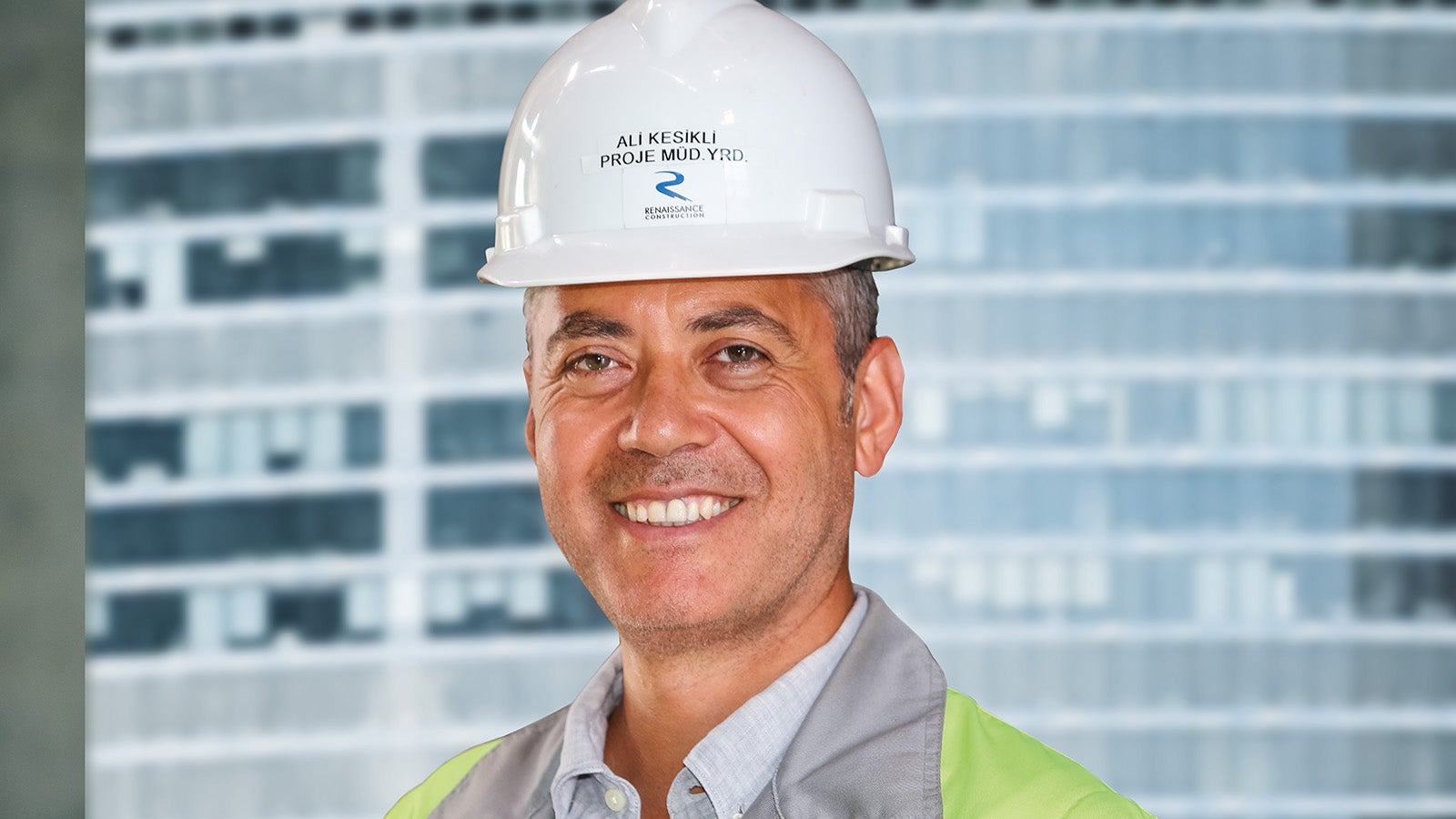 «Компания «Ренейссанс» не первый год работает с PERI и мы с уверенностью можем сказать, что специалисты и оборудование немецкого производителя действительно высокого класса. Москва-Сити – это целый комплекс небоскребов, каждый из которых обладает своими особенностями. Проект комплекса «Федерация» называют грандиозным, но, несмотря на сложную конструктивную форму, монолитные работы на башне «Восток» с опалубкой и ветрозащитой PERI были проведены без накладок и в срок».