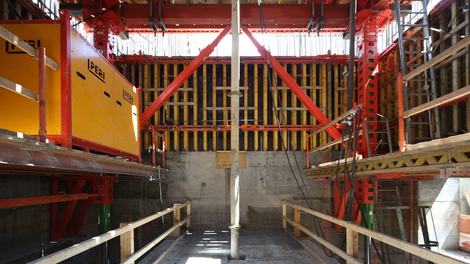 The very high load-bearing capacity of the ACS Core 400 System permits large work areas and simultaneously climbing of the placing boom.