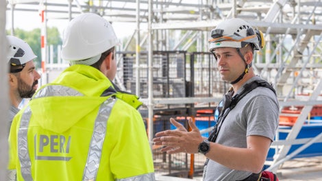 PERI Ingenieure setzten die Ideen und Anforderungen des Blumer-Lehmann-Teams in eine praxistaugliche, statisch abgesicherte Gerüstlösung um.