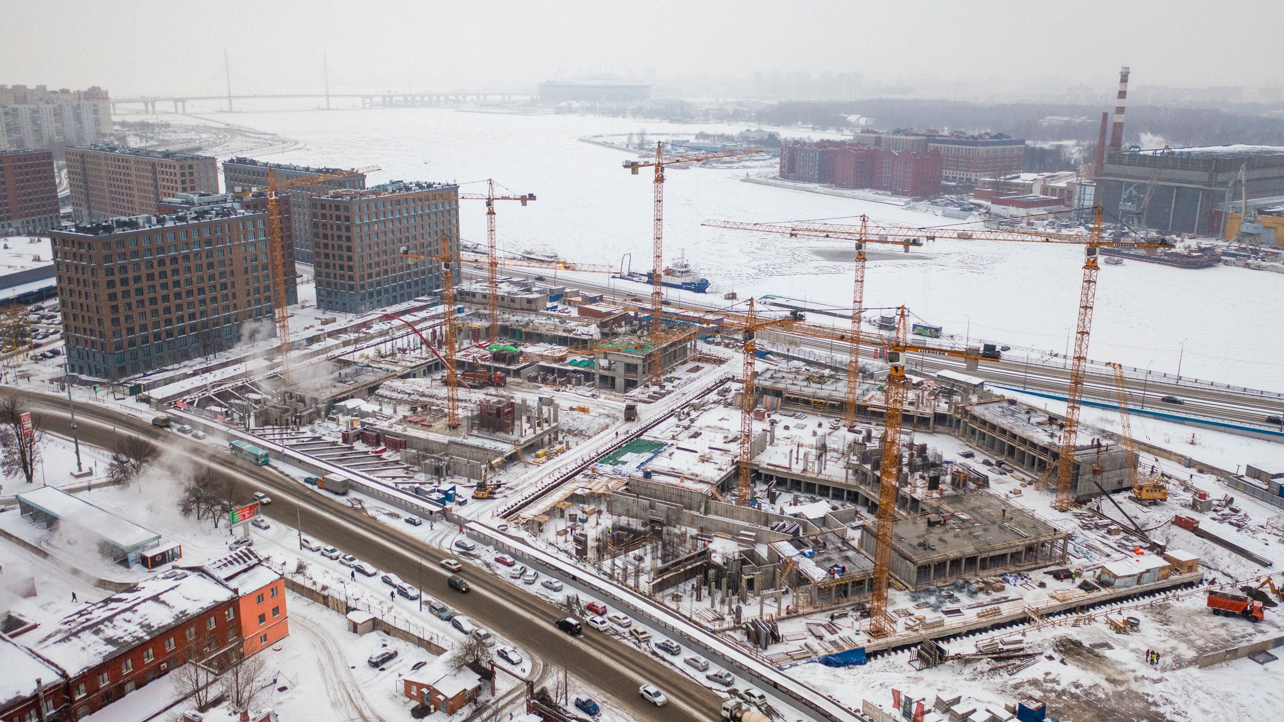 Яркий и солнечный жилой комплекс высокого комфорт-класса Amber Club – это новый образ Василеостровского района.