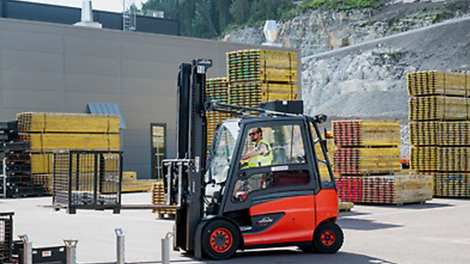 <p>Vi har forpliktet oss til h&amp;oslash;ye sosiale og milj&amp;oslash;messige standarder i v&amp;aring;r leverand&amp;oslash;rkjede og fremmer milj&amp;oslash;vennlig logistikk.</p><br/>