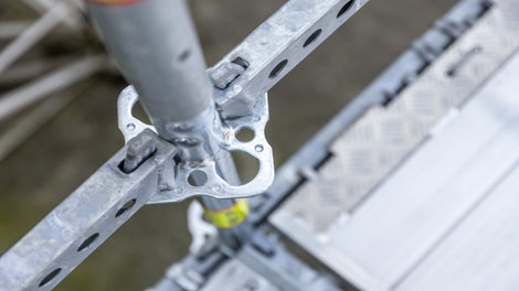 Dank der hohen Knotensteifigkeit punkten die neuen PERI UP Bauteile trotz des geringeren Gewichts durch eine hohe Systemtragfähigkeit.