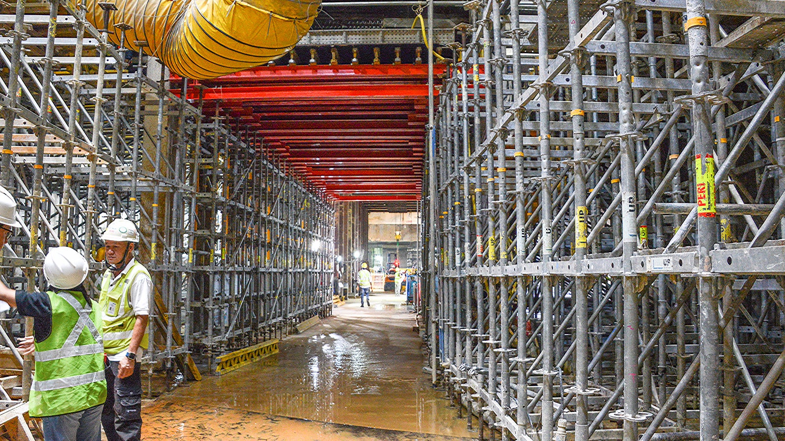 Another view of the internal shear wall that used PERI UP Flex.