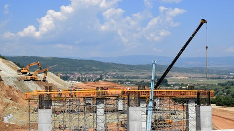 Етапи от изпълнението на 6-отворен мост