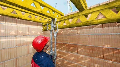 Flexclip štipaljka dostupna je u tri varijante u zavisnosti od kombinacije nosača koji se koriste. Ovaj element obezbeđuje čvrst spoj nosača bez dodatnog zakucavanja.