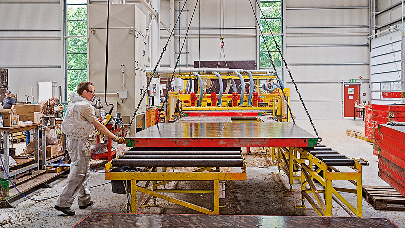 Per garantire la conservazione a lungo termine dell'inventario dei materiali, la filiale schaltec offre servizi di pulizia e riparazione professionali, garantendo così la conservazione a lungo termine dell'inventario dei materiali dei clienti.