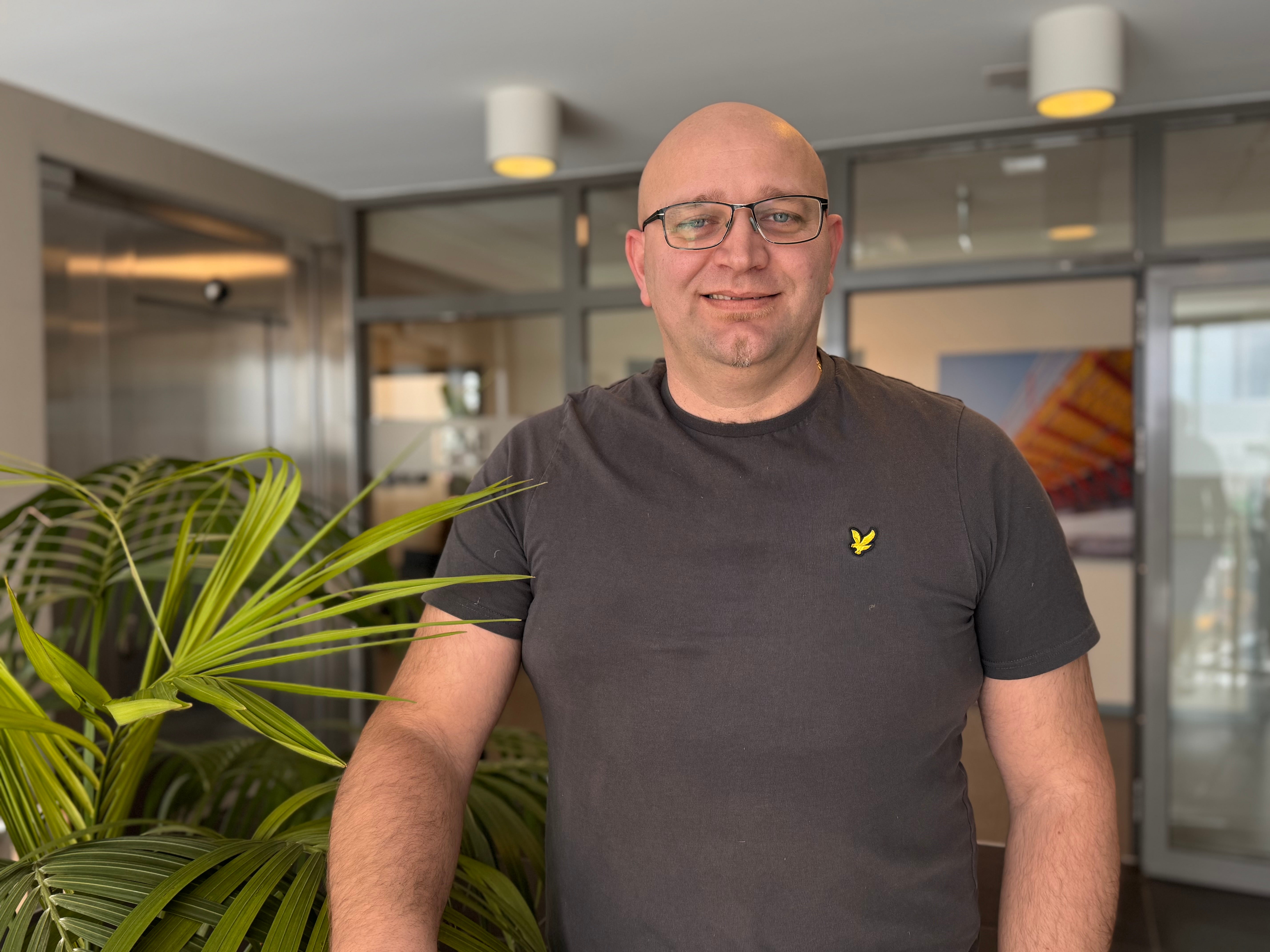 Agron Ahmeti - chef för kundservice
