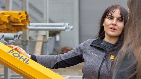 In einer Männer dominierten Branche bringt Patricia Föhl neue Perspektiven ein. Seit 2017 arbeitet sie im Betrieb und ist nun seit 01.01.2024 mit in der Geschäftsführung tätig.