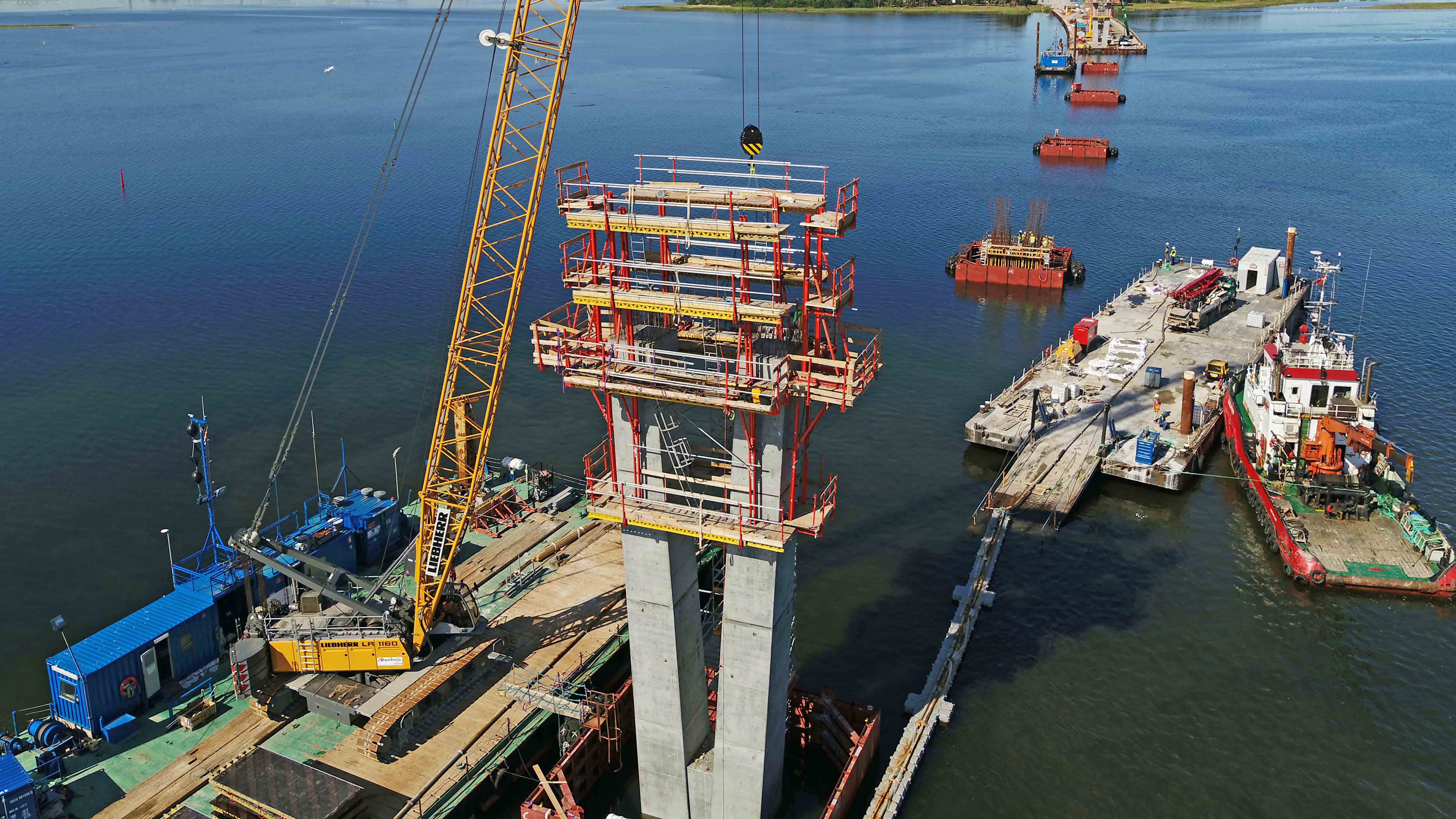 SCS klatring med hoved-, finish- og to arbejdsplatforme