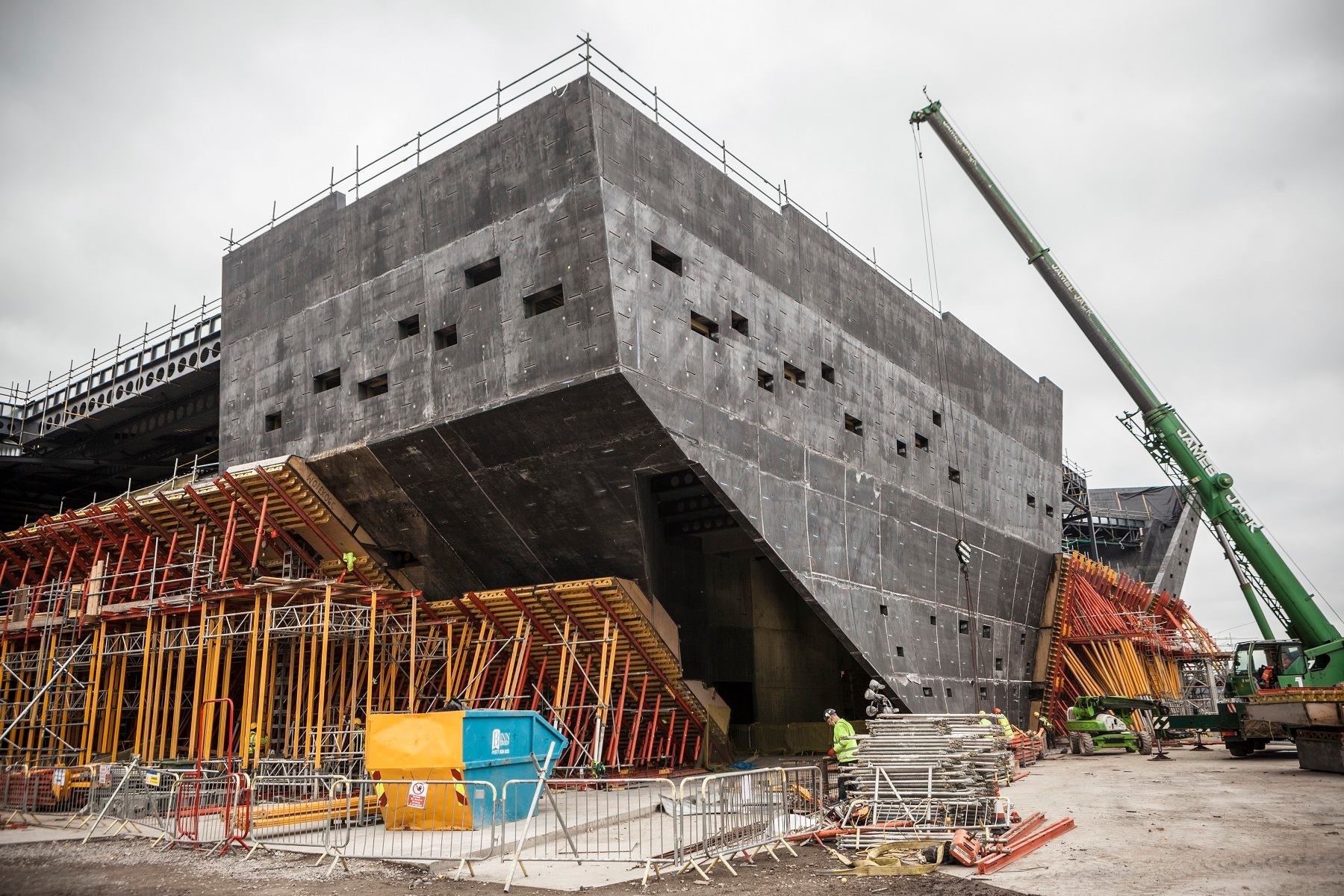 It was only in February 2017 where the true complexity of the building was revealed, as all shoring props and formwork had been removed. 