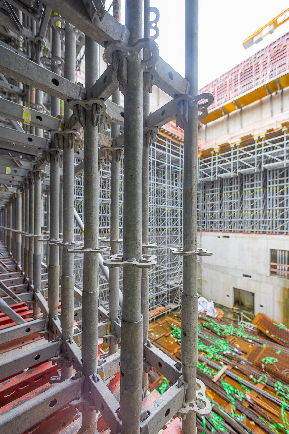 PERI UP ermöglichte mit seinem metrischen 25-cm-Systemraster flexible Aufbauvarianten, angepasst an die geometrischen und statischen Anforderungen.