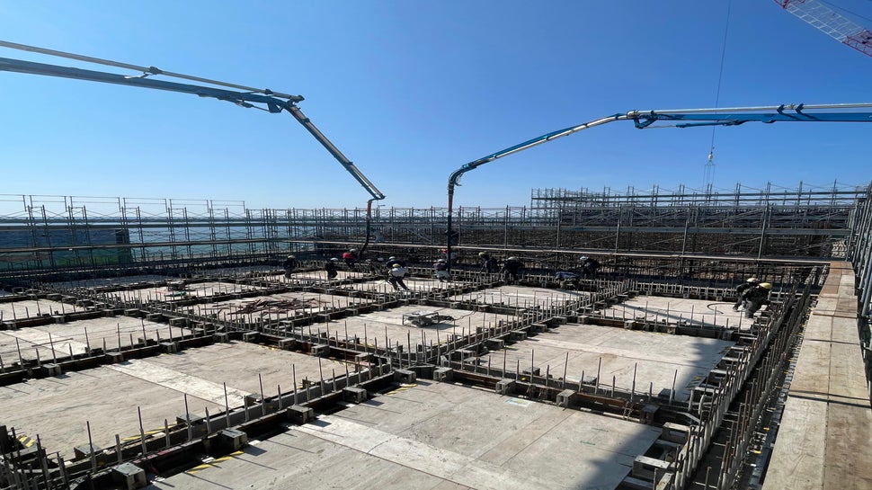 高知港三里地区防波堤（南）工事