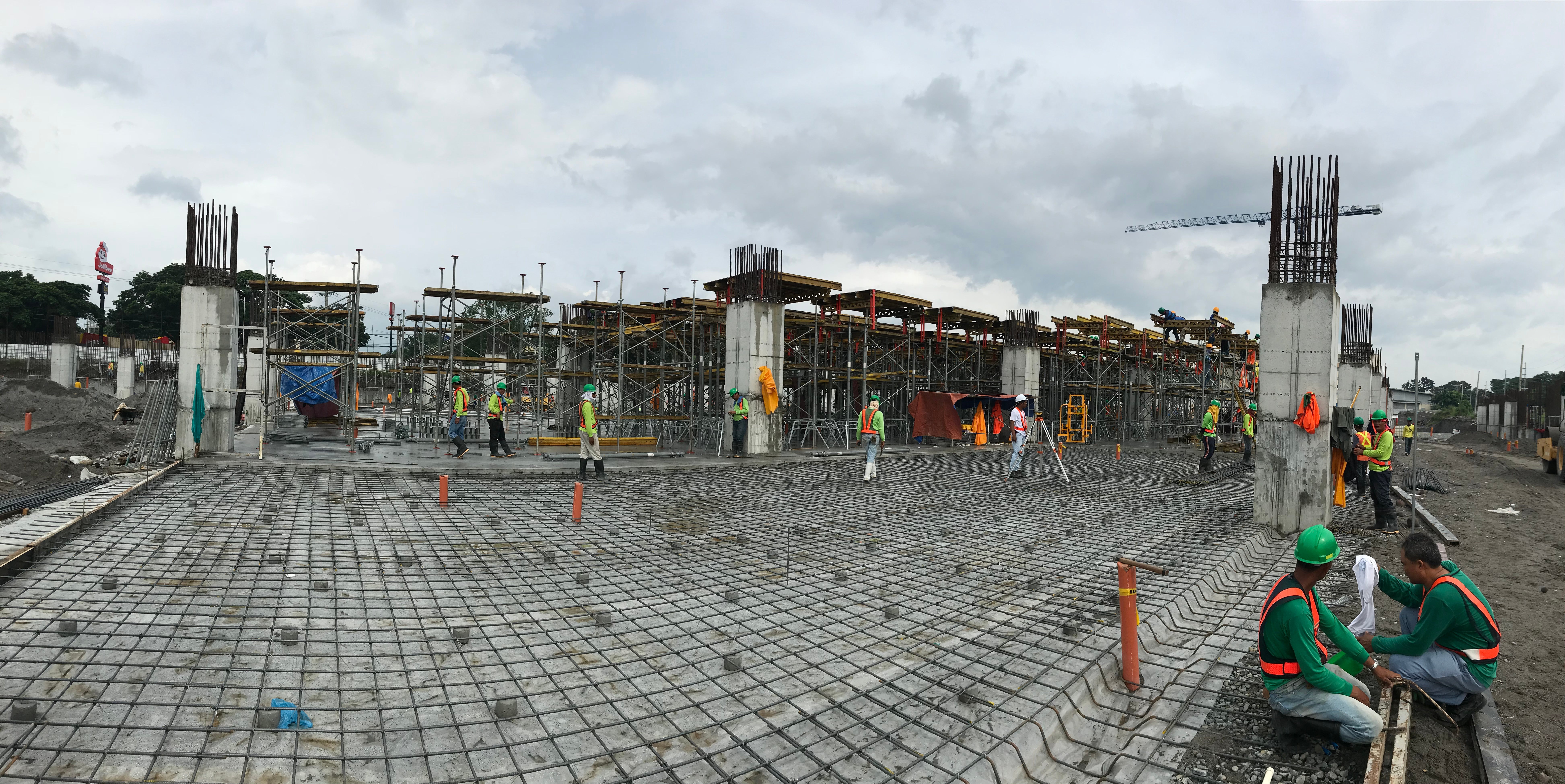 Royce Hotel and Casino the new integrated entertainment destination rises in Central Luzon. Designed to cater guest who want new gastronomic delights for its facility. 