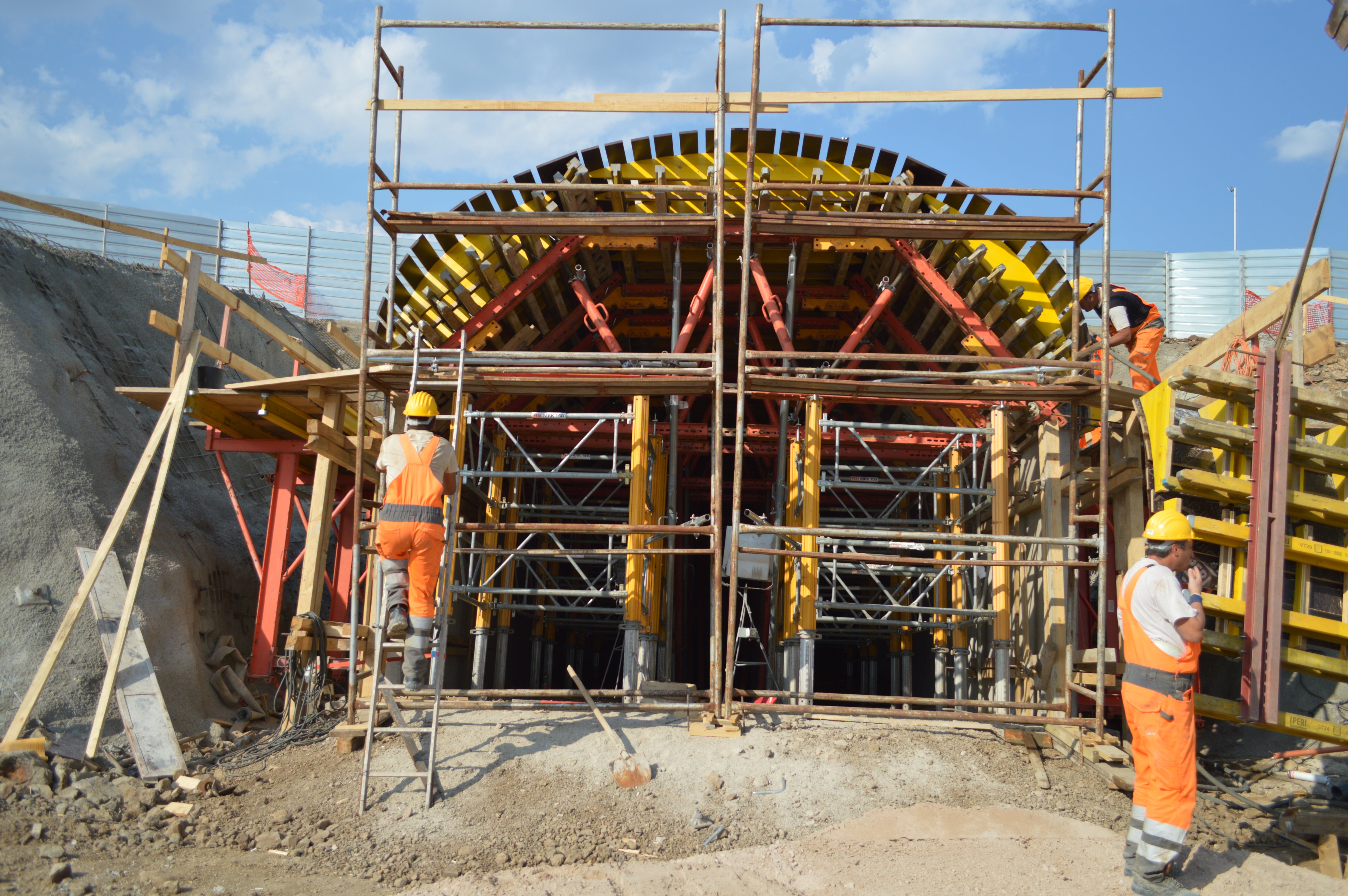 Златна мина в Брезник