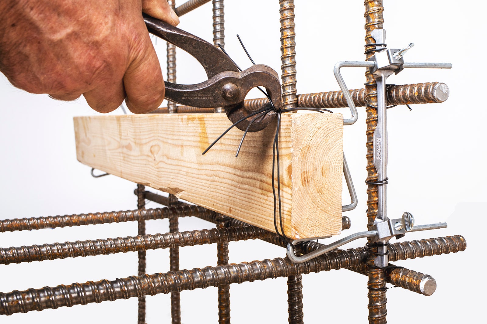 For the forming of monolithic concrete up-stands in slabs