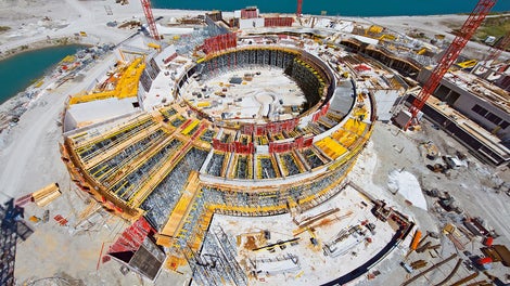 With formwork and scaffolding systems perfectly matched each structural component, the concrete frame could be completely finished in only 9 months.