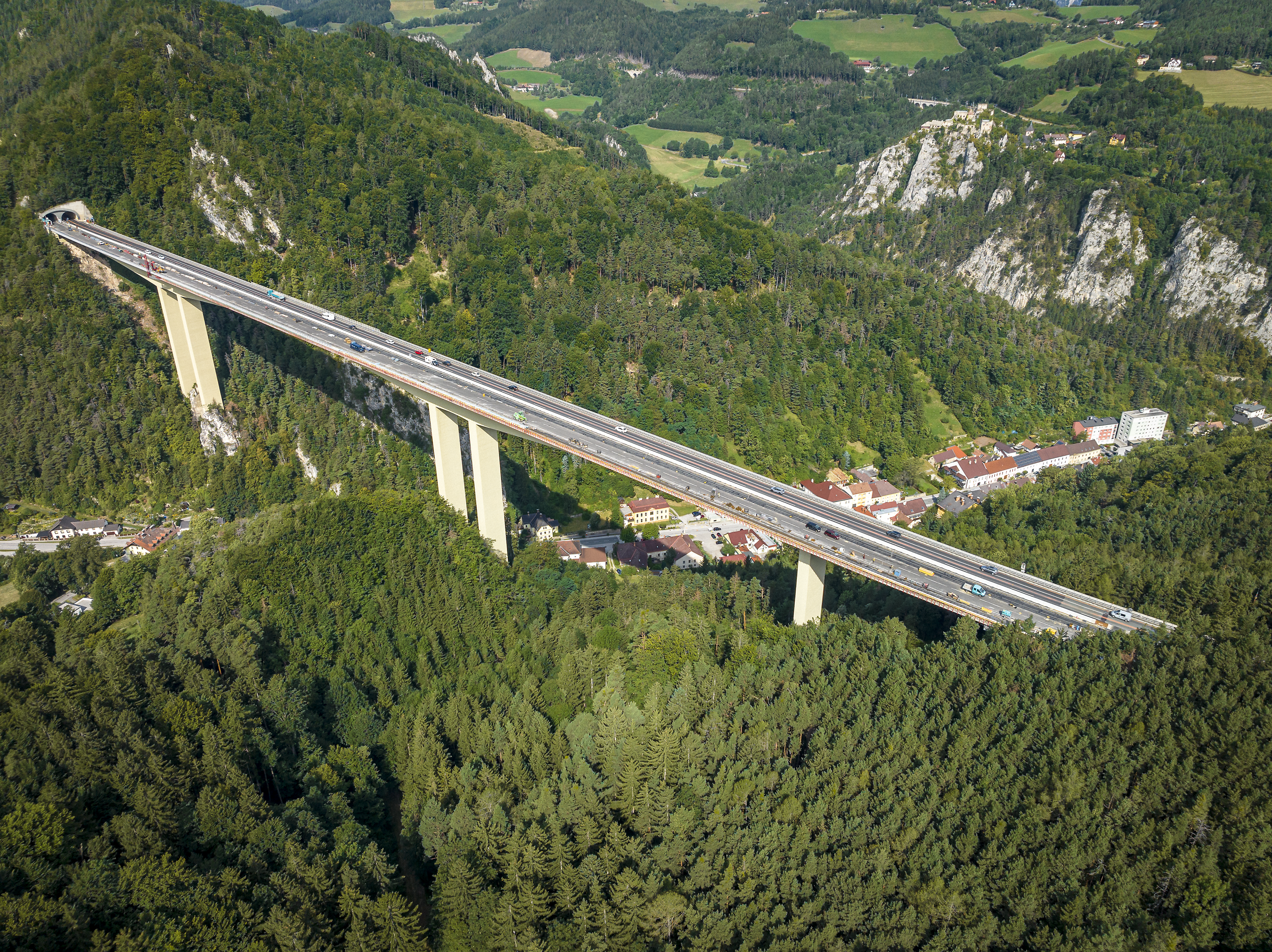 S6 Semmering Schnellstraße - Talübergang Schottwien