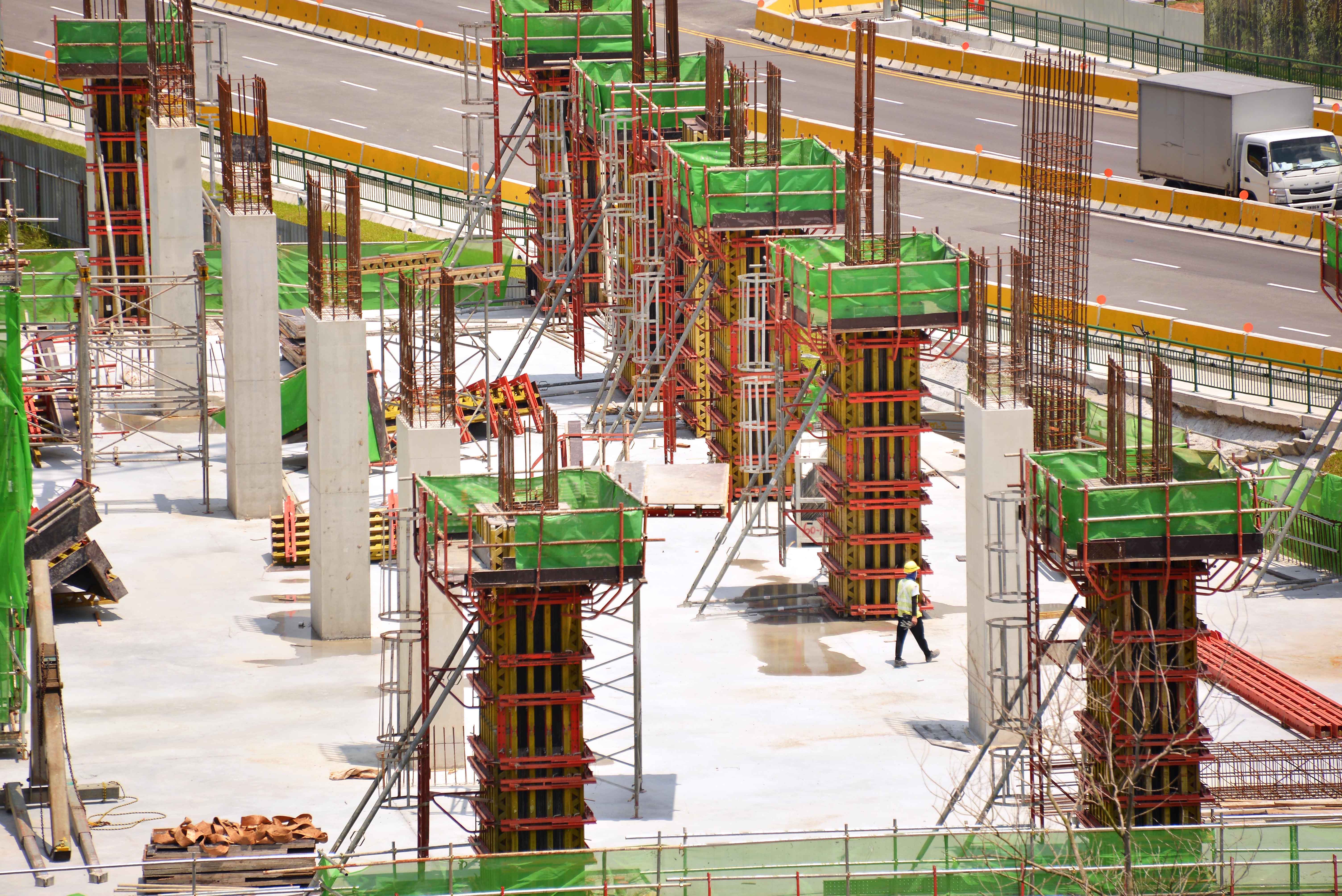 Close-up view of VARIO GT 24 Column Formwork