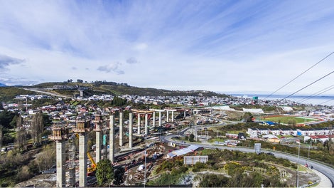 Obras complementarias asociadas al proyecto y un singular viaducto en curva, que en su conjunto se proyectan en alrededor de dos años y medio de construcción.<br/>