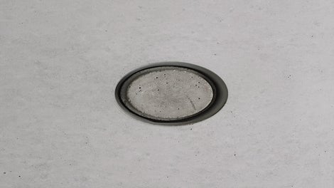 Mit Schattenrisskontur<br/>verschlossen