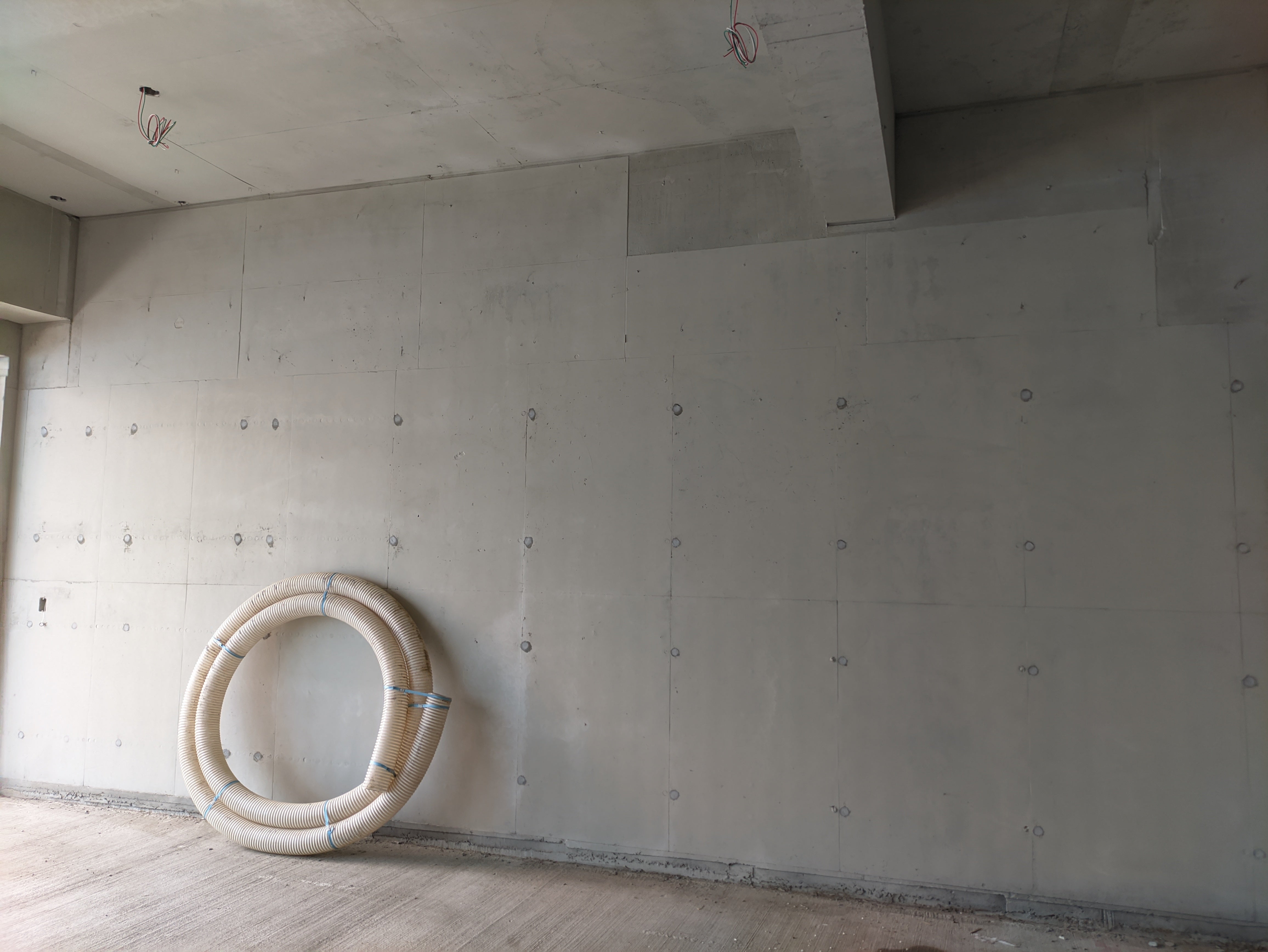 With the development of a smart eco-city becoming the overall planning direction for Tainan City in 2016, Taiwan Sugar Corporation (TSC) combined green building and circular economy design concepts to develop a residential project targeting university students and young people. The total floor area of ​​the project is 8247.64 m2.