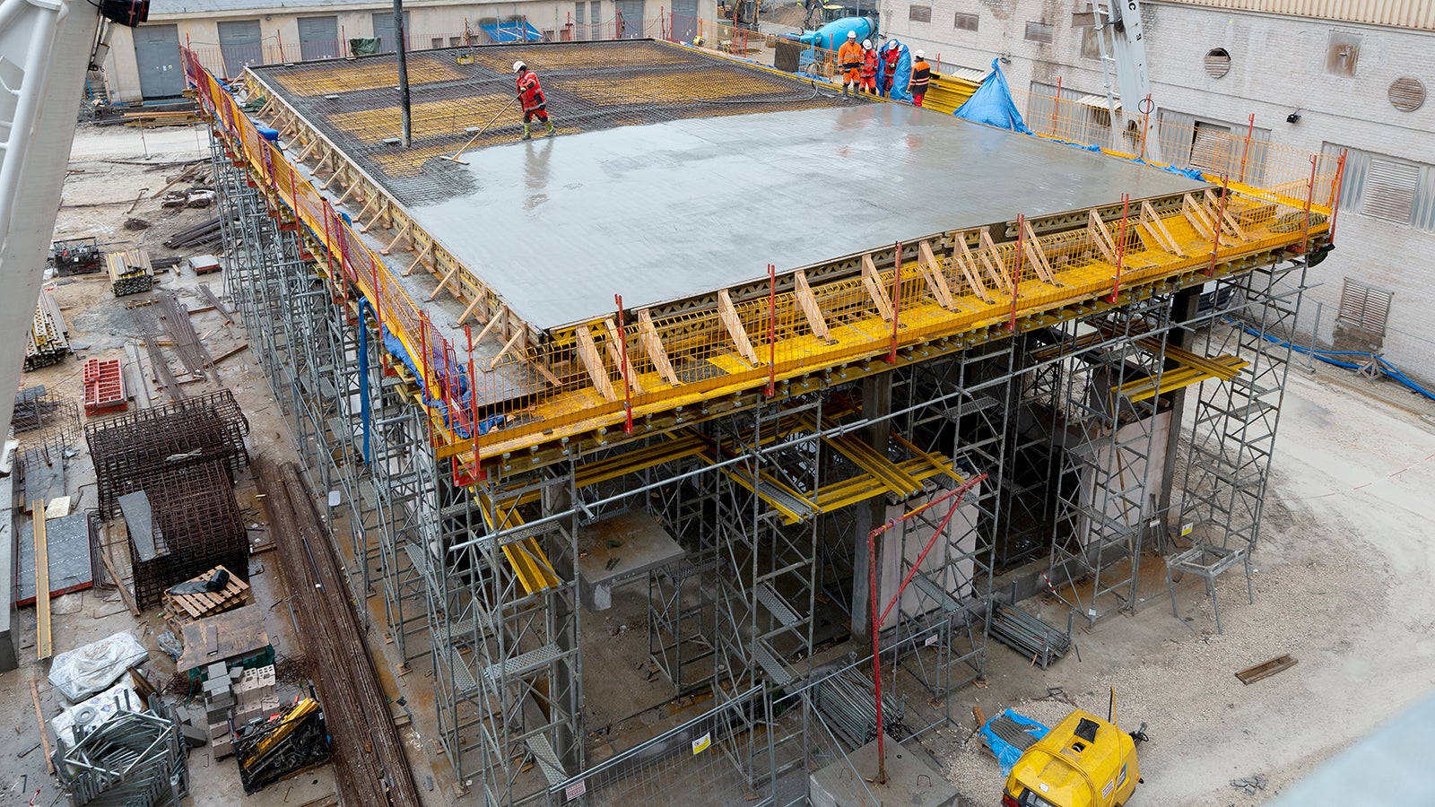 Systemy deskowań i rusztowań PERI na budowie Cementowni, Małogoszcz