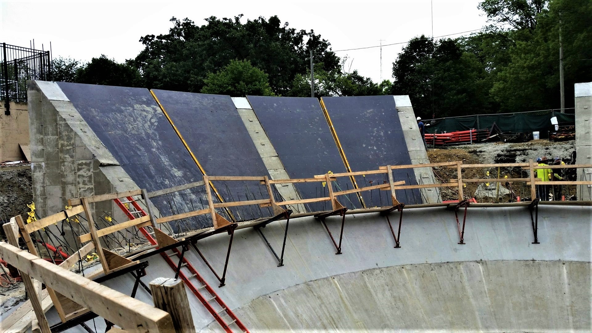 The conical shape of the tank makes it more economical to operate and maintain than other water treatment systems.