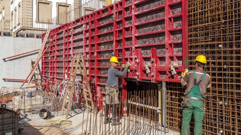 The innovative and tried-and-tested MAXIMO panel formwork has been adapted to accommodate the technology of single-sided anchoring and can be used very flexibly.<br/>