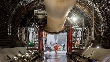 Its flexible modular design allows PERI UP to be installed safely and quickly.