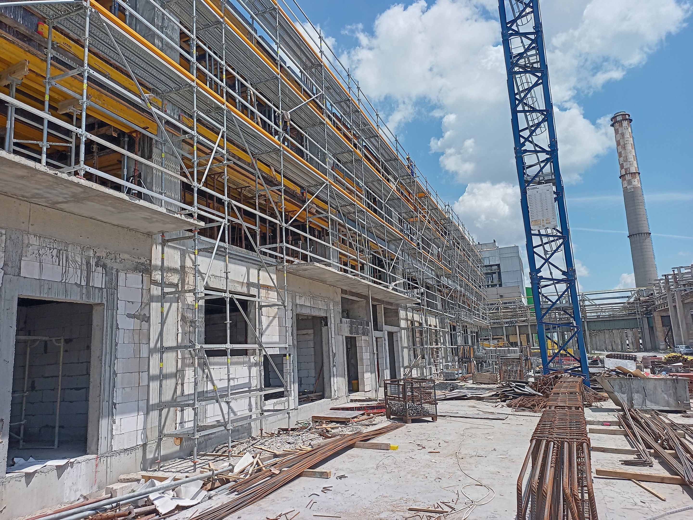 Прецизност, бързина и безопасност във всяко отношение със скеле система PERI UP Flex