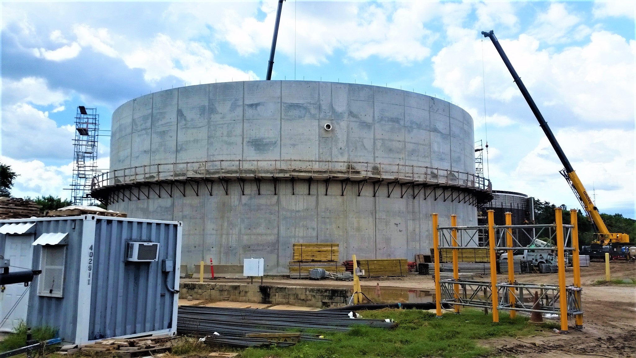 The Southwest Water Reclamation Biosolids Project will use the treatment plants’ byproduct to produce methane gas to cover its own energy requirements as well as power the city’s sanitation truck fleet.