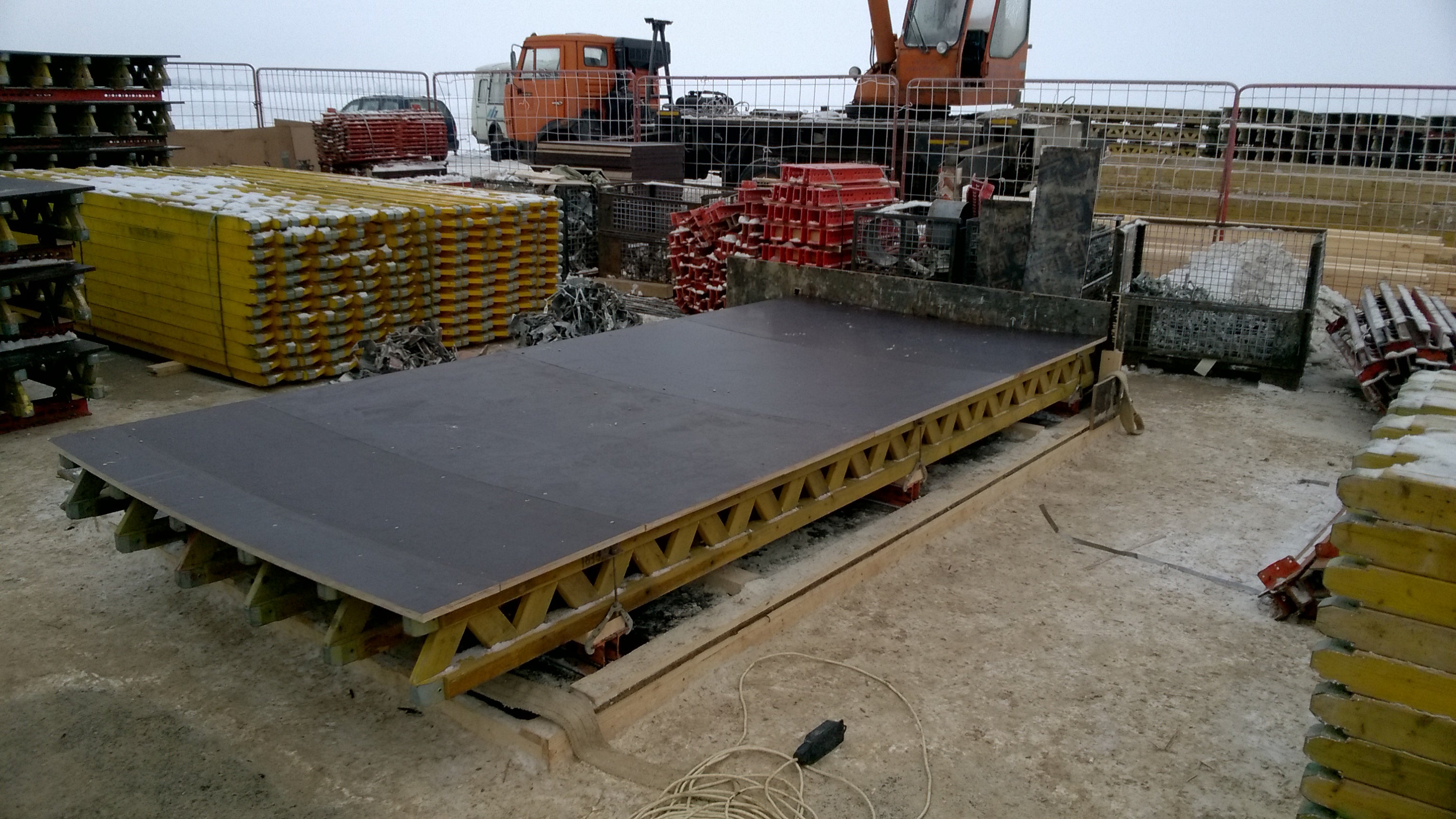 Элементы PERI VARIO, специально изготовленные под необходимый радиус бетонируемой конструкции