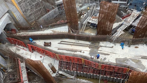 Sistema de encofrado LIWA para muros del Vertedero del Pozo de Bombeo. 