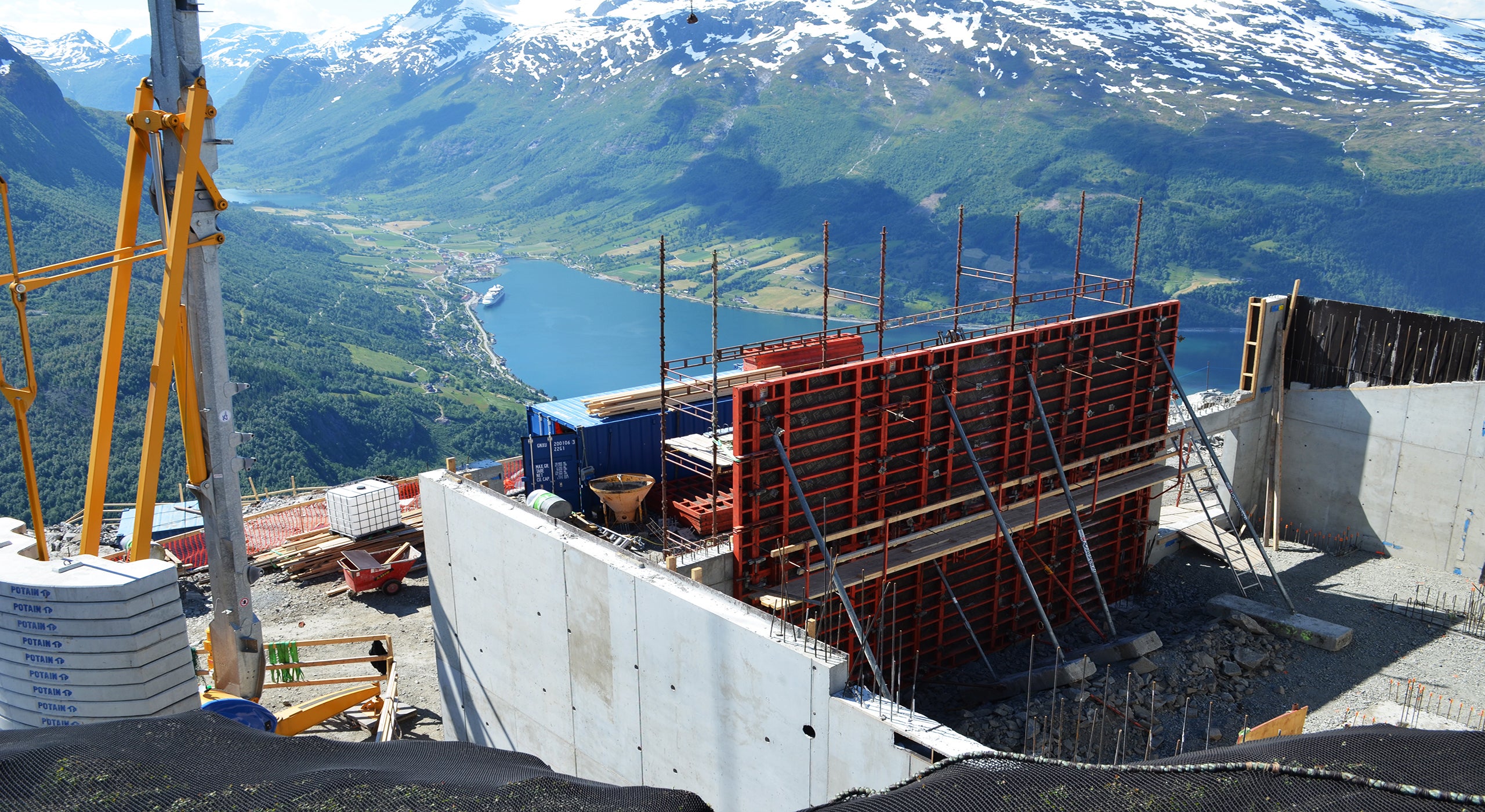 En ny opplevelsesarena innerst i Nordfjord, i hjerte av Fjord-Norge