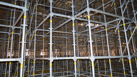 Долна скелетна конструкция от система PERI UP Flex 