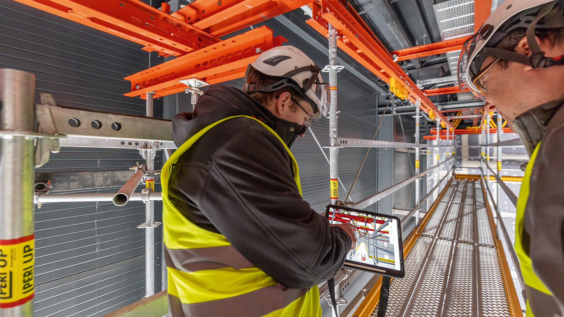 Digitale Lösungen von PERI für die Planung und Ausführung, z.B. QuickSolve, SET, XR-App