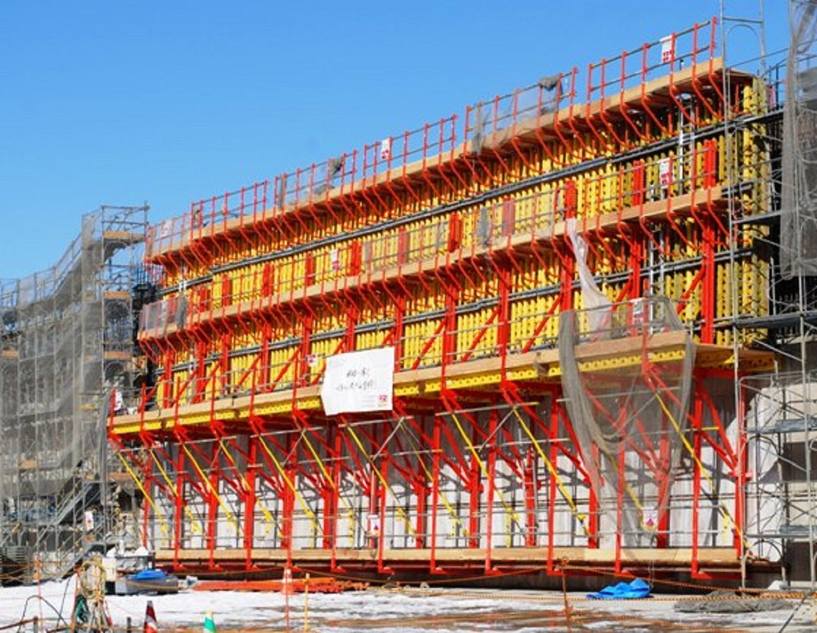 CB240クライミング作業足場 設置完了